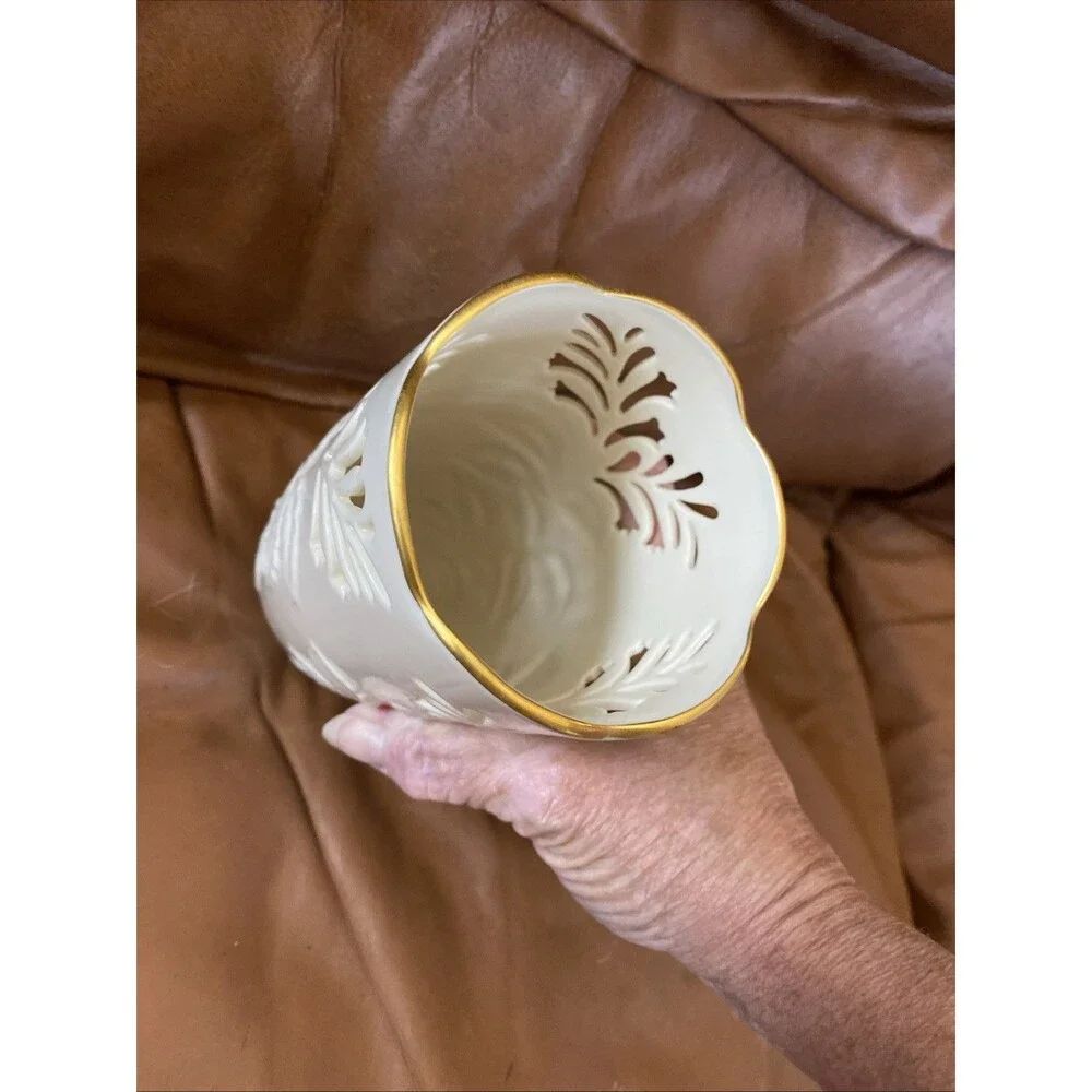 Lenox Westbury Pierced Vase with Raised Leaves 7